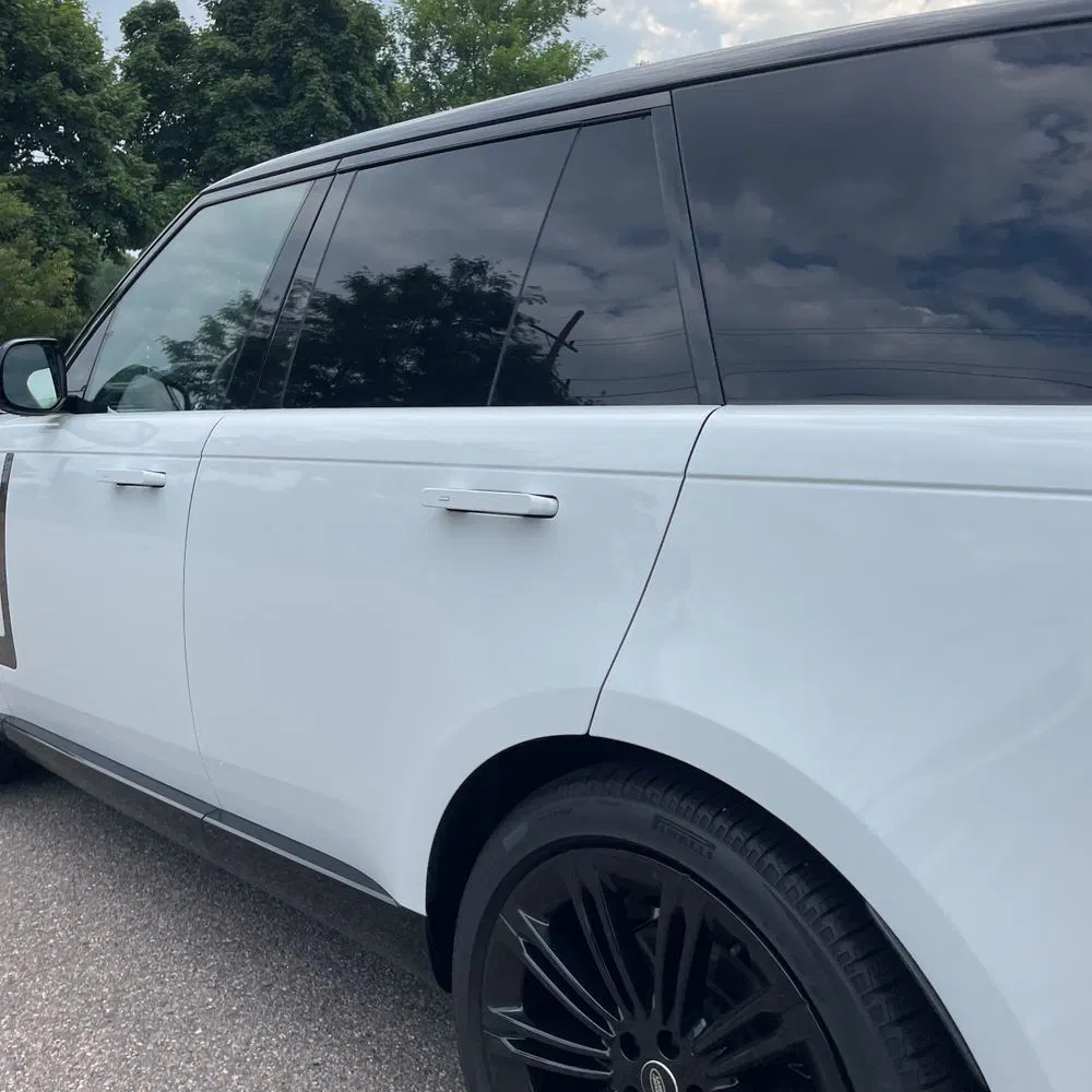 2025 Land Rover Range Rover P400 SE