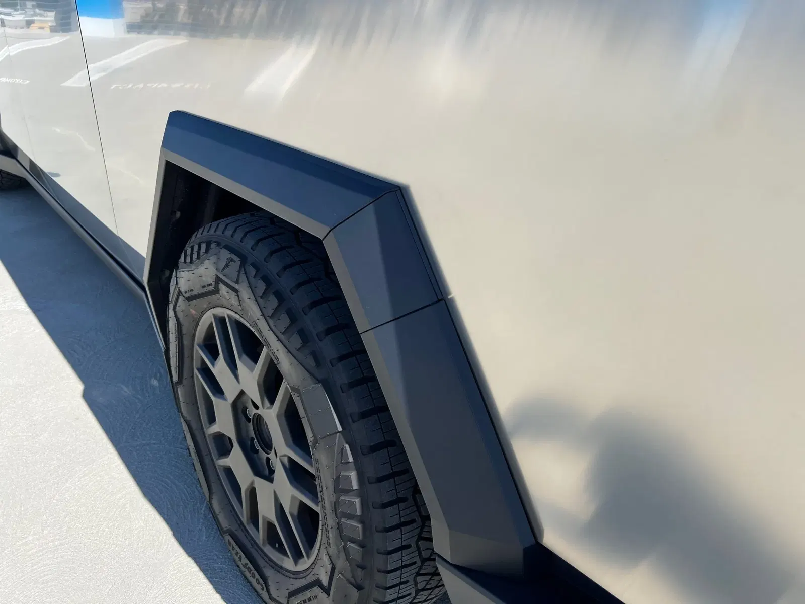 2024 Tesla Cybertruck AWD Foundation Series
