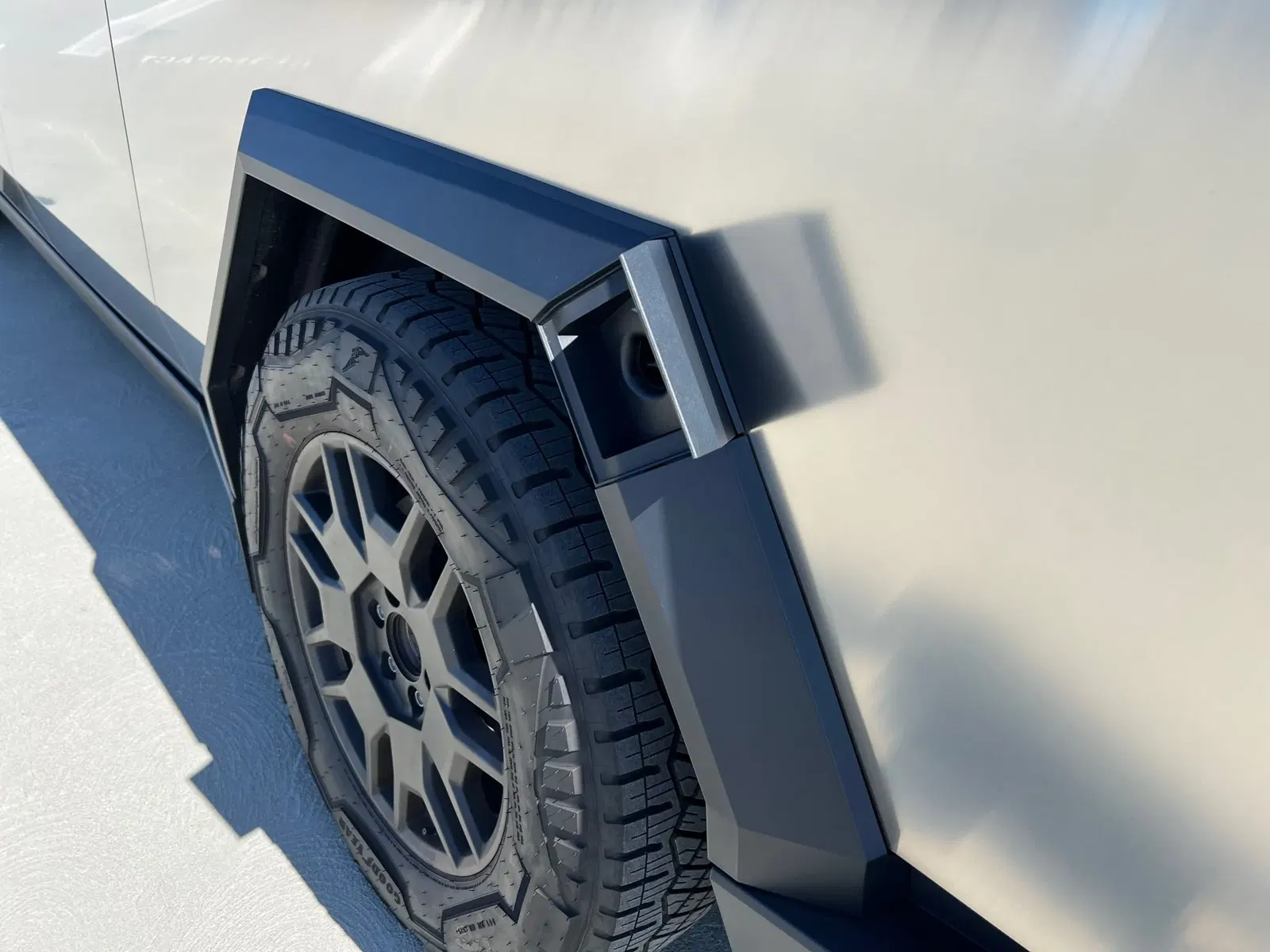 2024 Tesla Cybertruck AWD Foundation Series