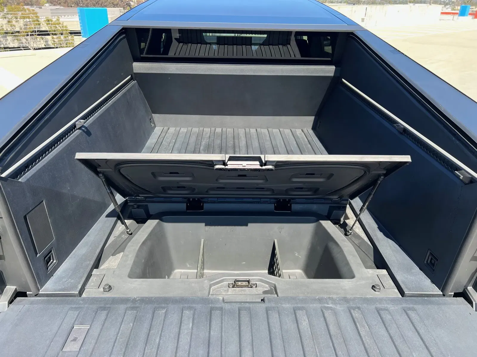 2024 Tesla Cybertruck AWD Foundation Series