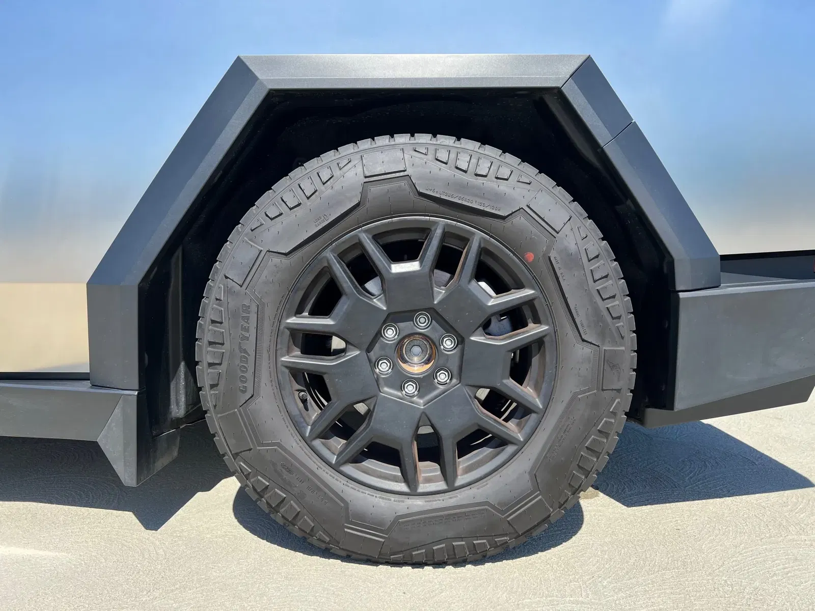 2024 Tesla Cybertruck AWD Foundation Series