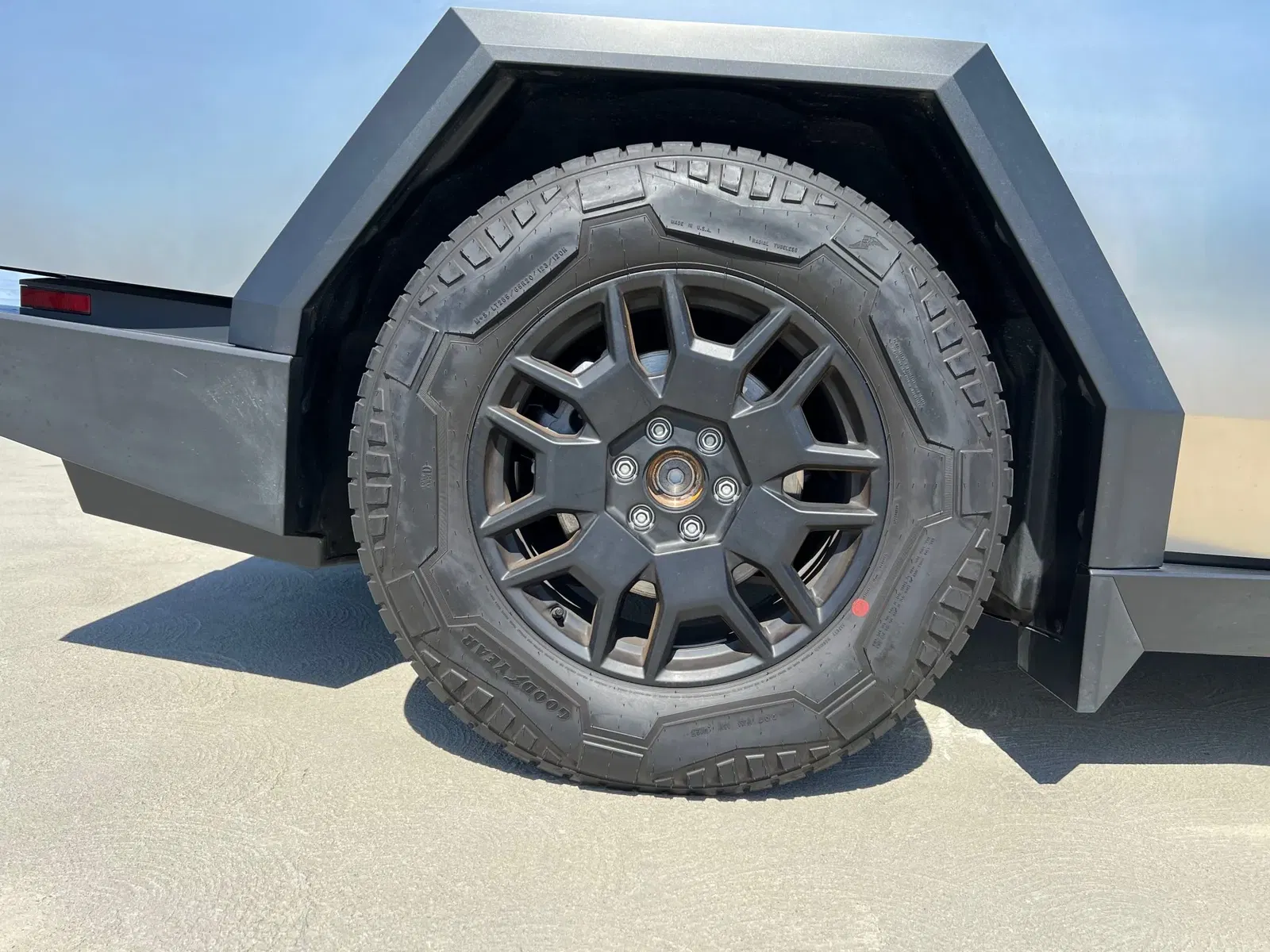 2024 Tesla Cybertruck AWD Foundation Series