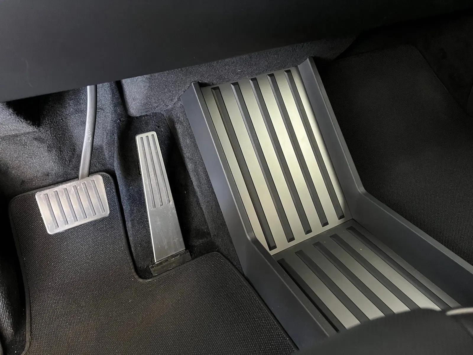 2024 Tesla Cybertruck AWD Foundation Series