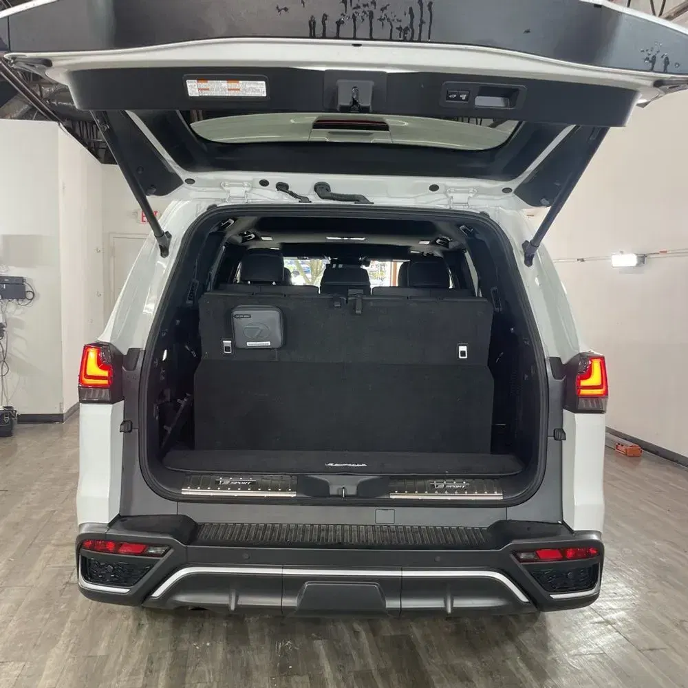 2024 Lexus LX 600 F SPORT Handling