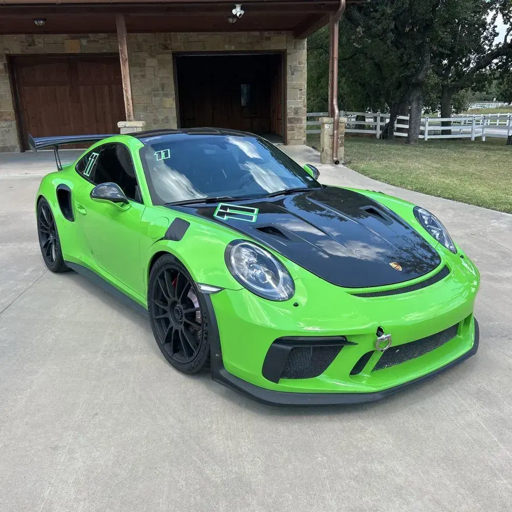 2019 Porsche 911 Carrera