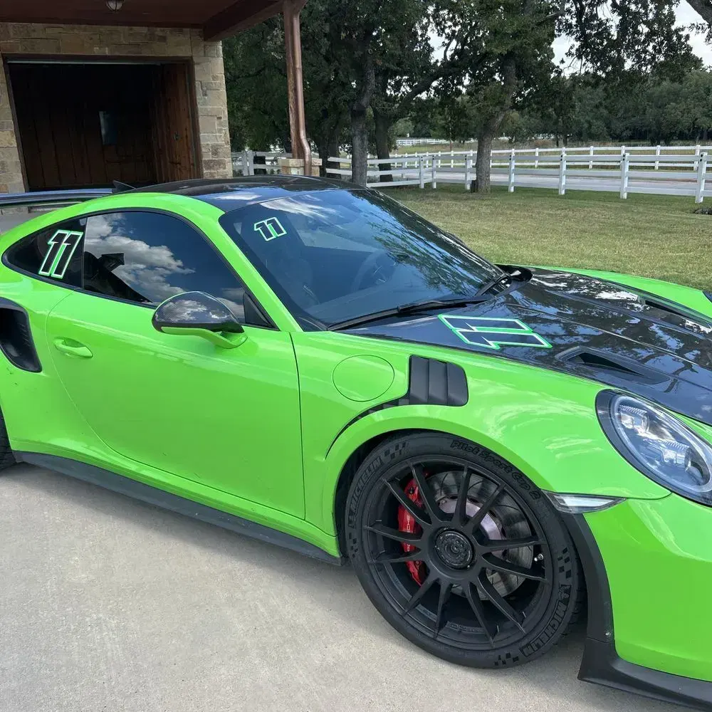 2019 Porsche 911 Carrera