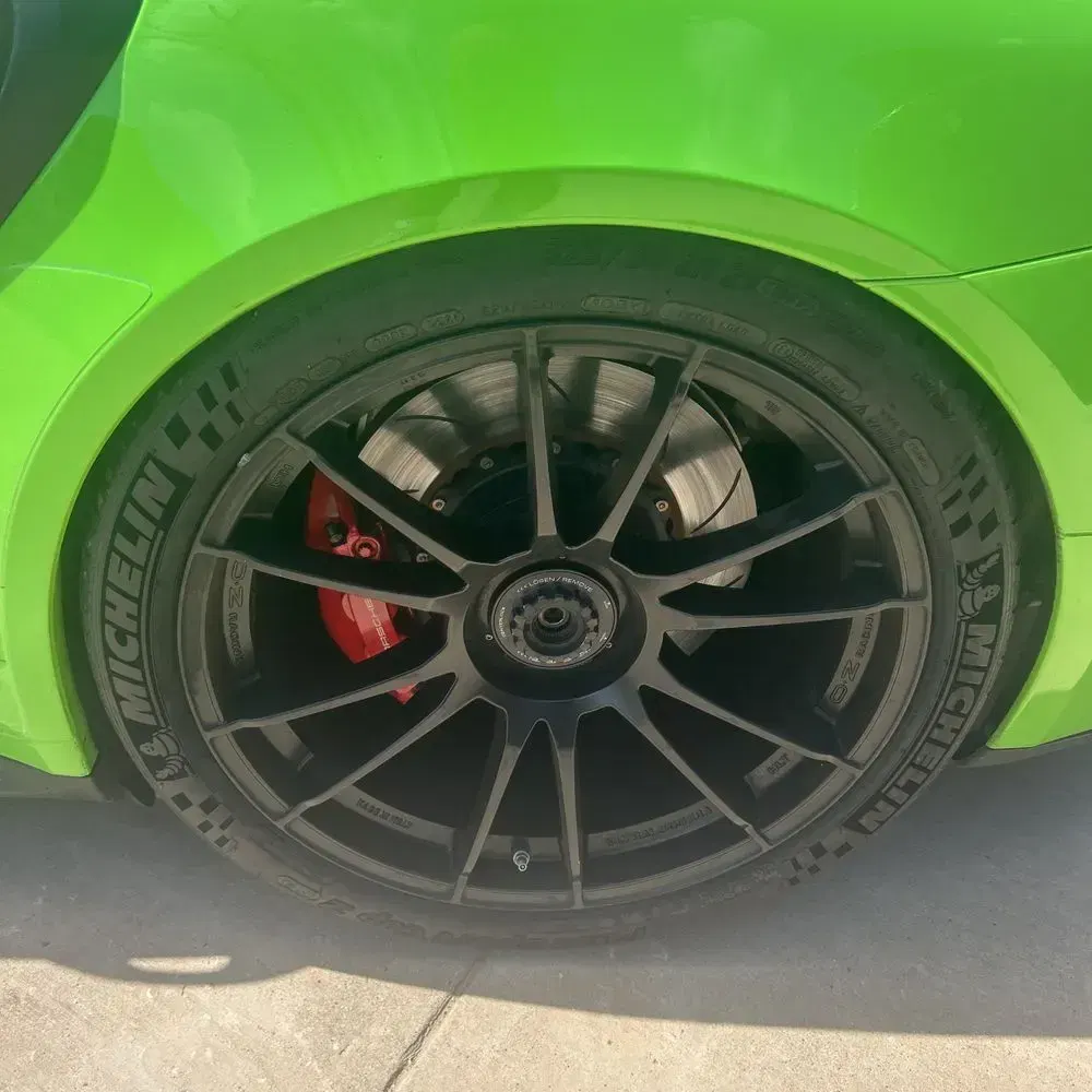 2019 Porsche 911 Carrera