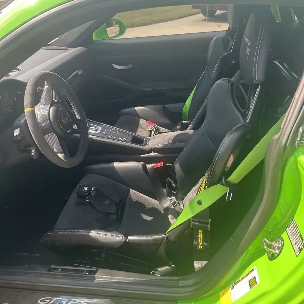 2019 Porsche 911 Carrera