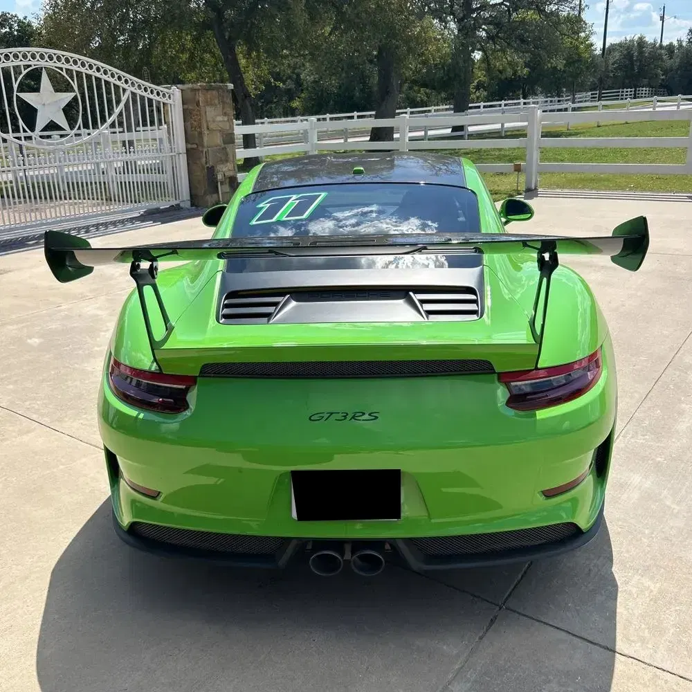 2019 Porsche 911 Carrera