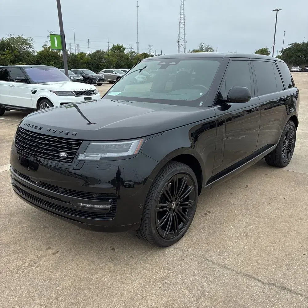 2025 Land Rover Range Rover SE P530
