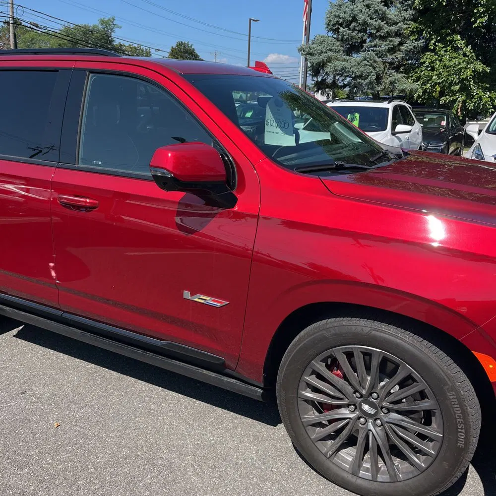 2023 Cadillac Escalade-V Base