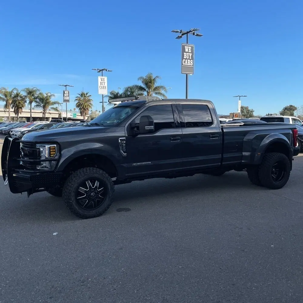 2019 Ford F-350 Super Duty Lariat