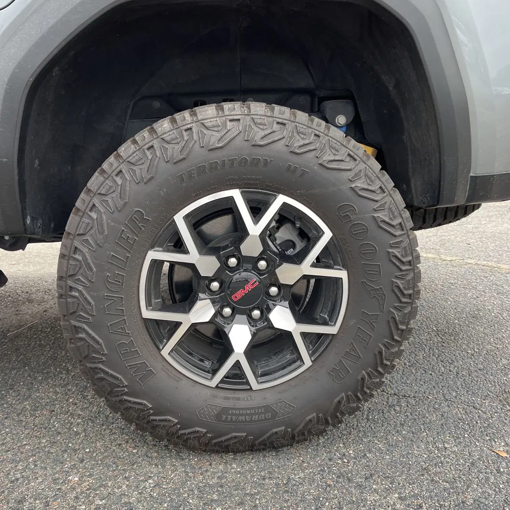 2024 GMC Canyon AT4X
