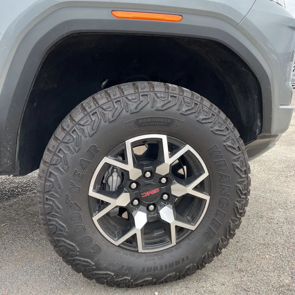 2024 GMC Canyon AT4X