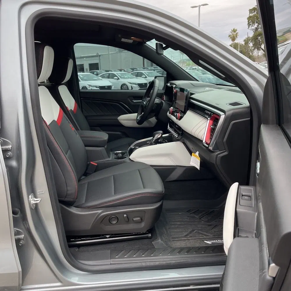 2024 GMC Canyon AT4X