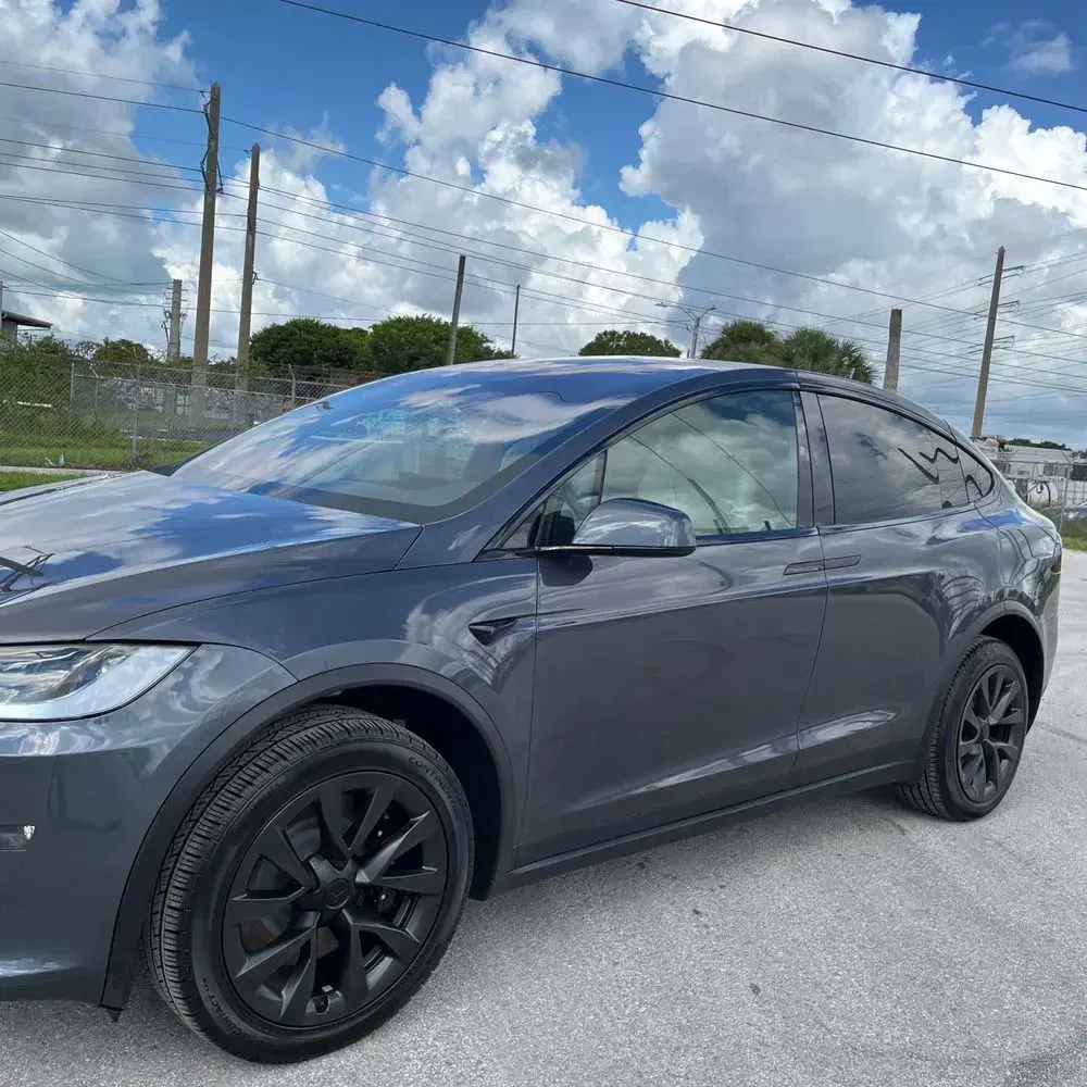 2023 Tesla Model X Long Range