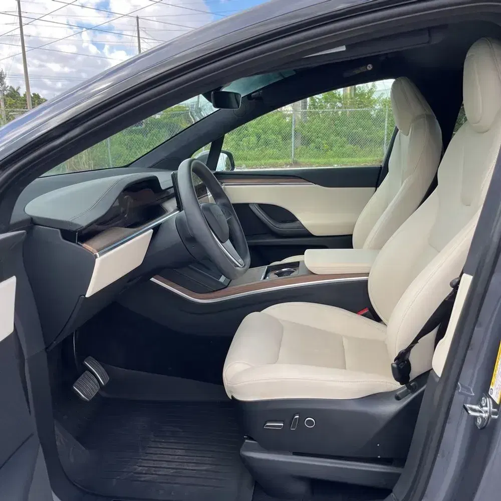 2023 Tesla Model X Long Range