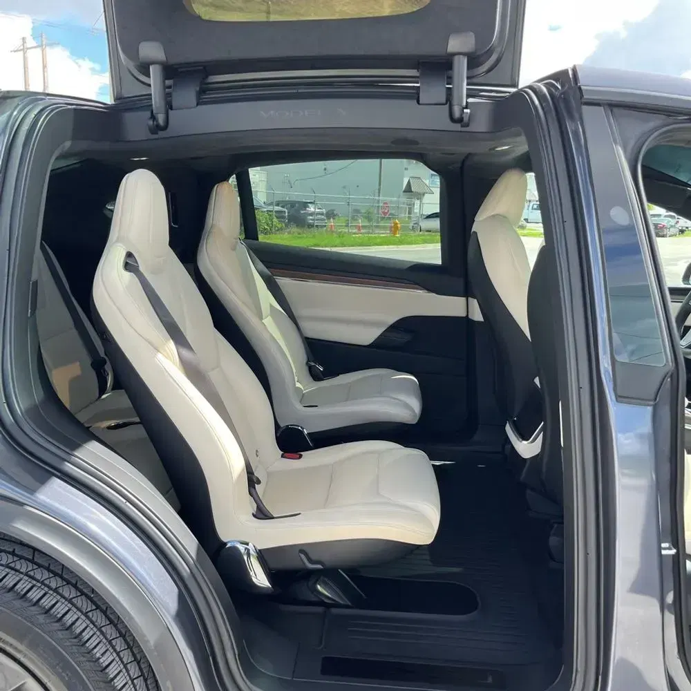 2023 Tesla Model X Long Range