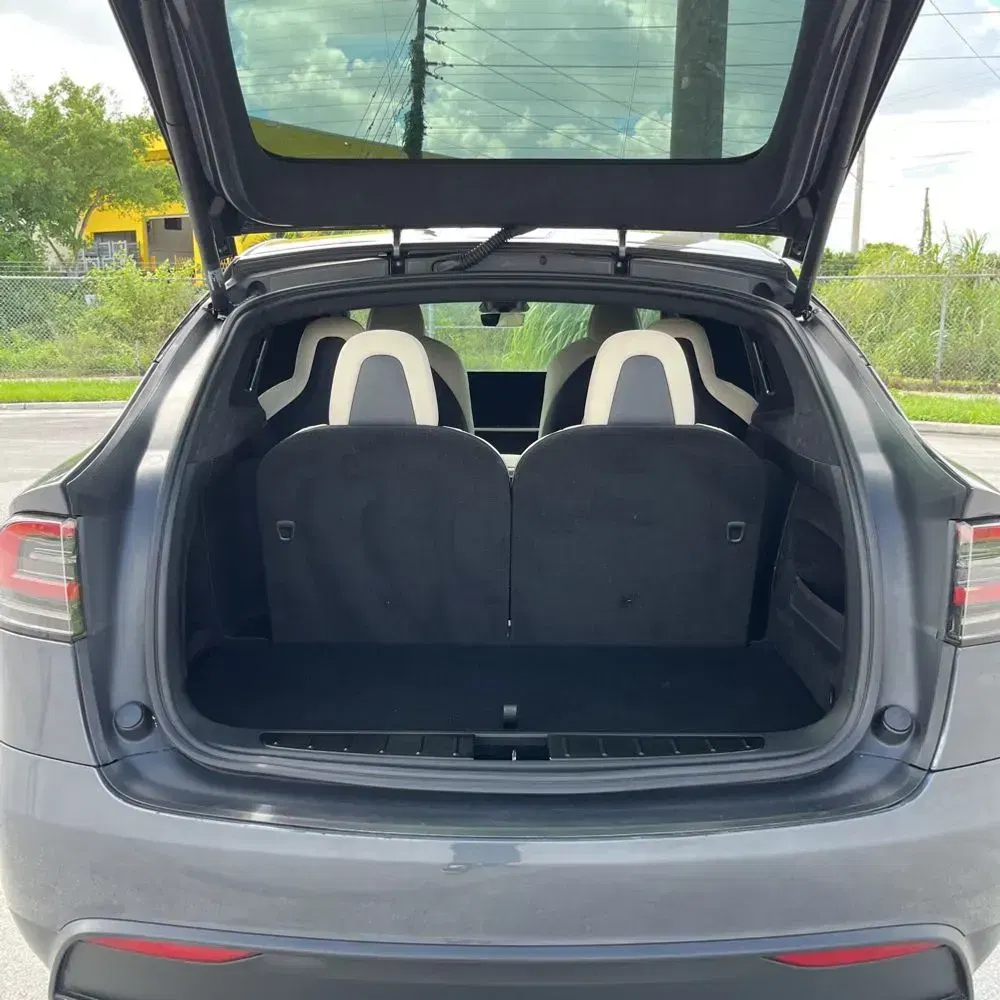 2023 Tesla Model X Long Range