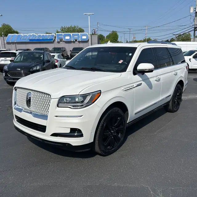 2024 Lincoln Navigator Reserve