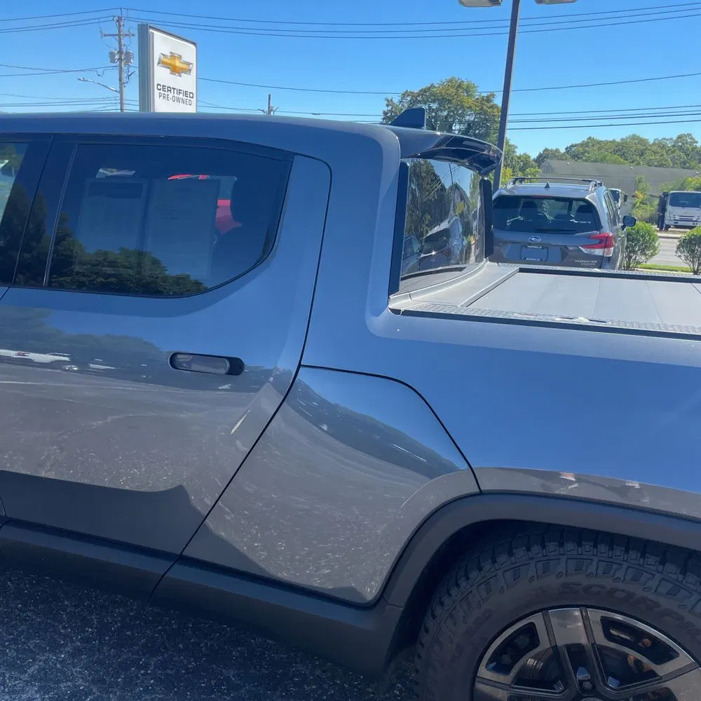 2022 Rivian R1T Adventure