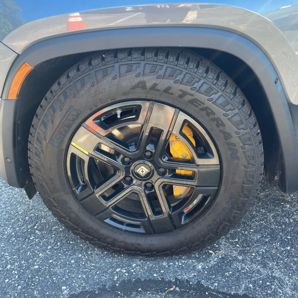 2022 Rivian R1T Adventure