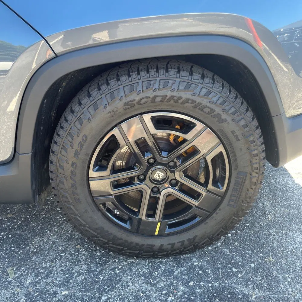 2022 Rivian R1T Adventure