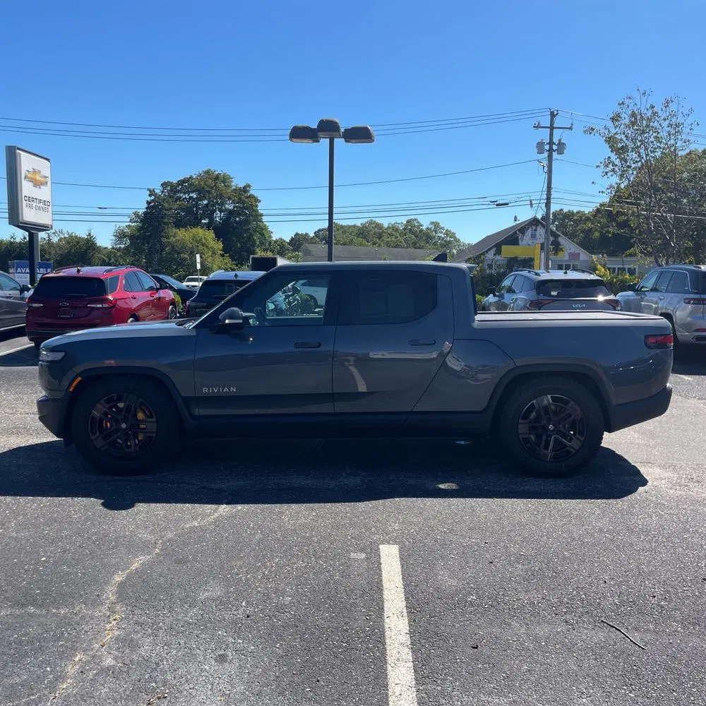 2022 Rivian R1T Adventure