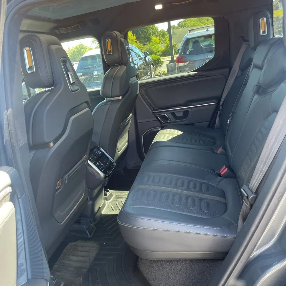 2022 Rivian R1T Adventure