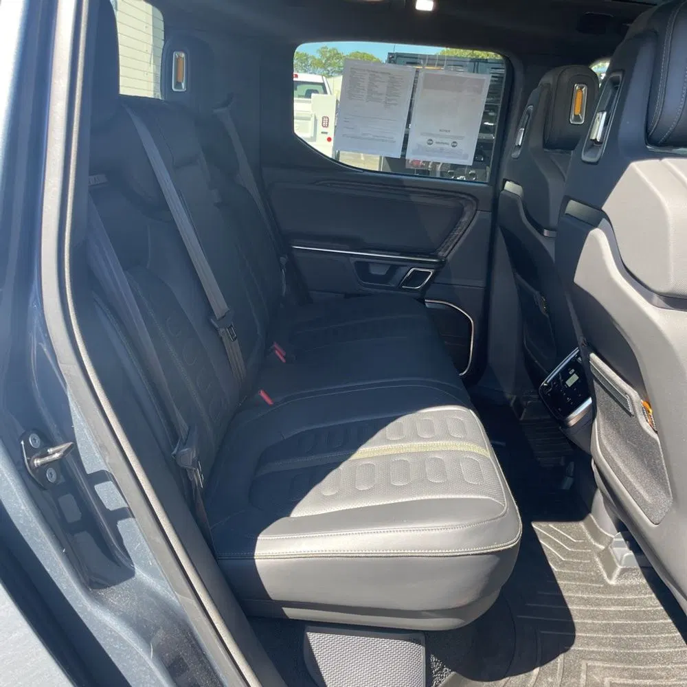 2022 Rivian R1T Adventure