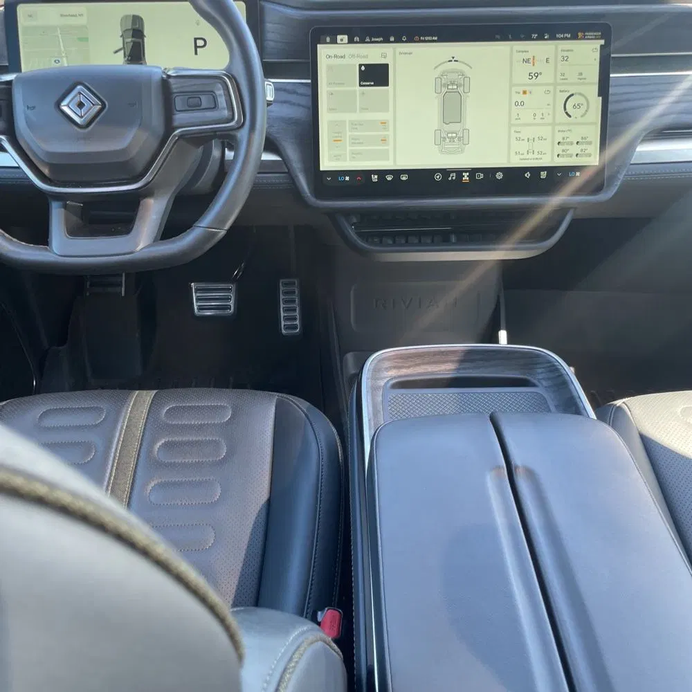 2022 Rivian R1T Adventure