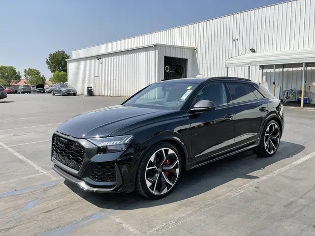 2021 Audi RS Q8 - 591-hp Twin-Turbo V8, Quattro AWD, $31,550 in Options, Some Modifications