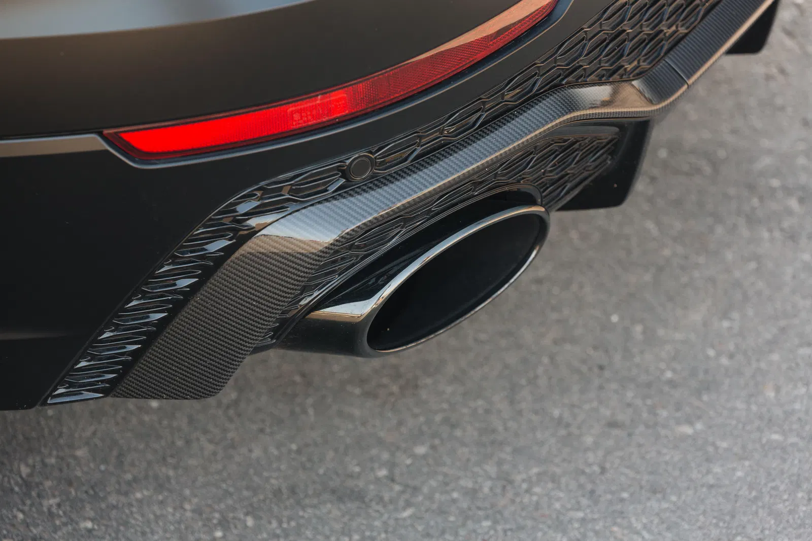 2021 Audi RS Q8 - 591-hp Twin-Turbo V8, Quattro AWD, $31,550 in Options, Some Modifications