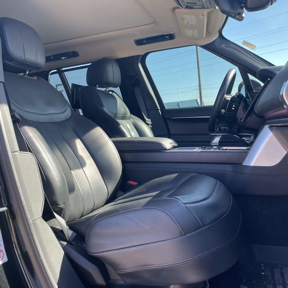 2023 Land Rover Range Rover P530 First Edition