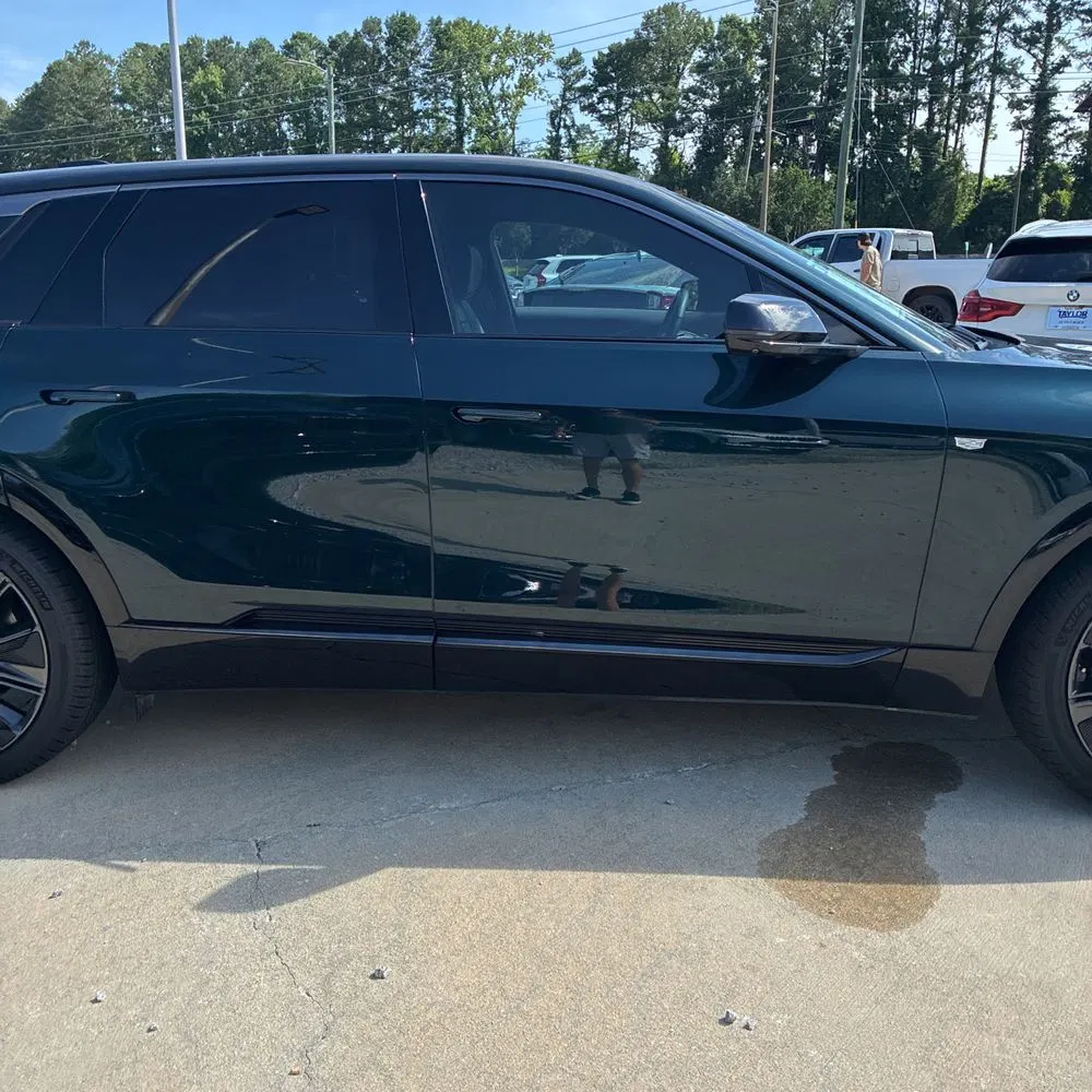 2024 Cadillac LYRIQ Sport 3