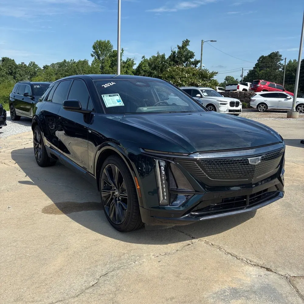 2024 Cadillac LYRIQ Sport 3