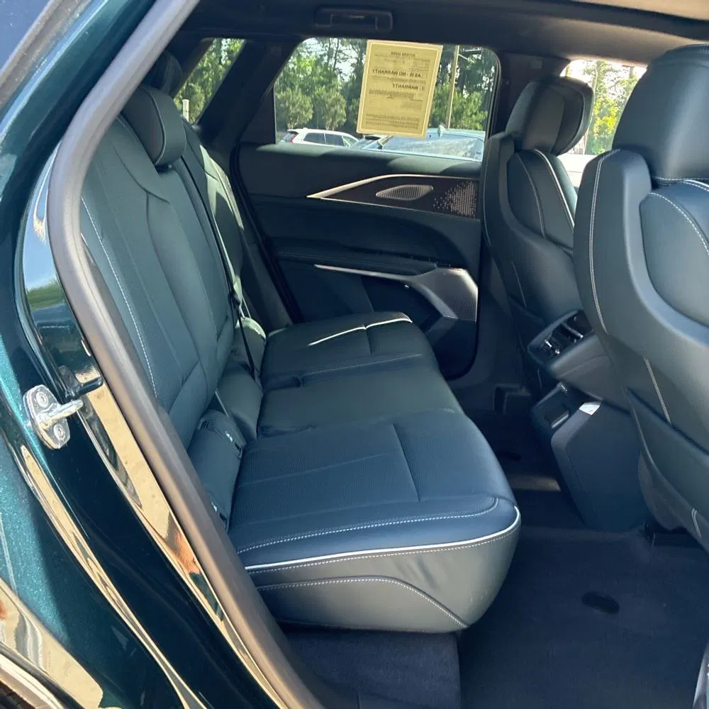 2024 Cadillac LYRIQ Sport 3
