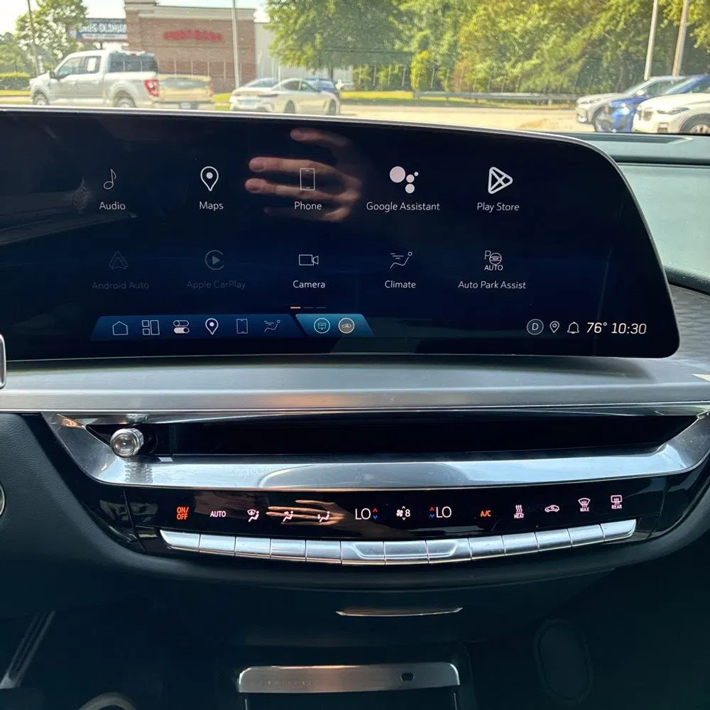 2024 Cadillac LYRIQ Sport 3