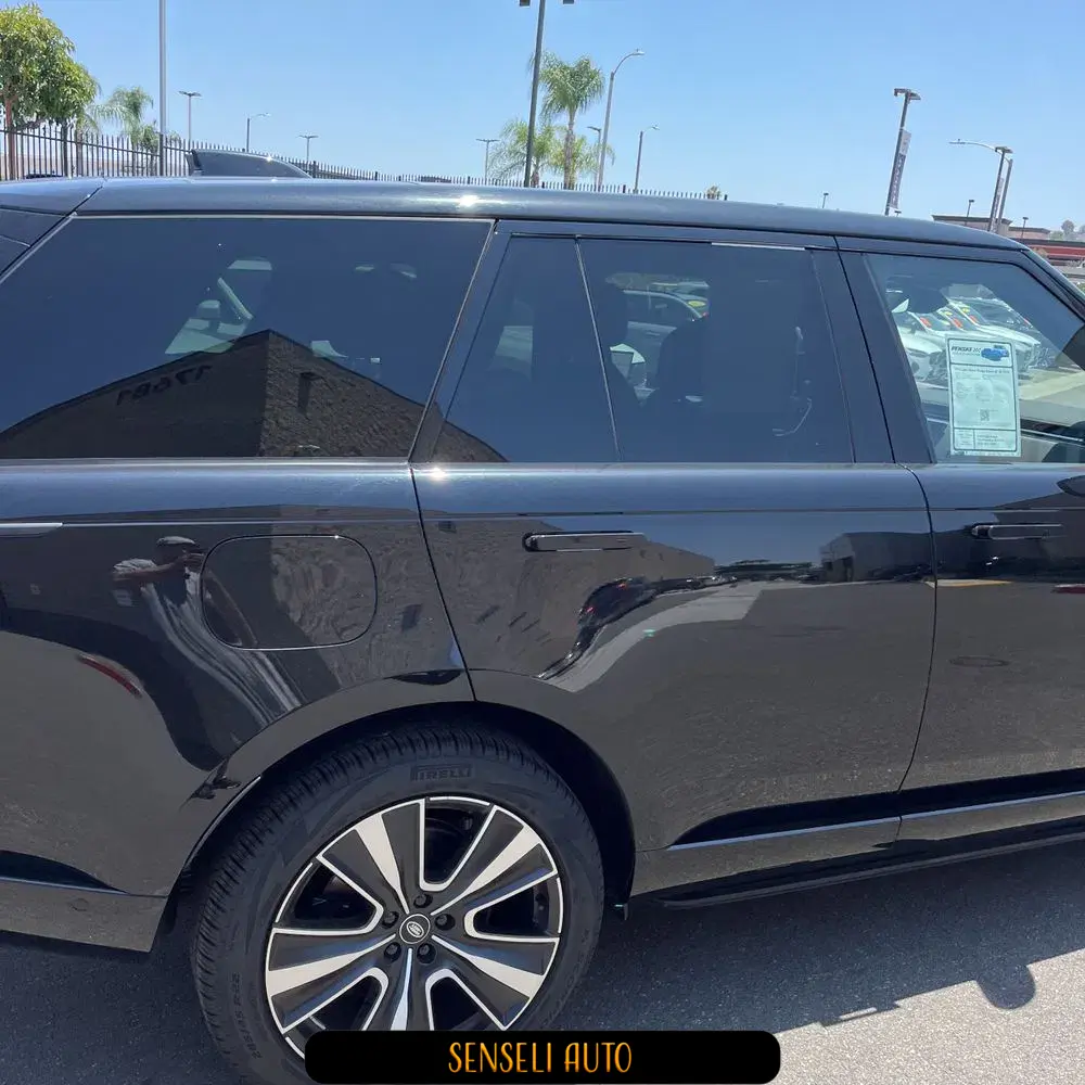 2023 Land Rover Range Rover P530 SE