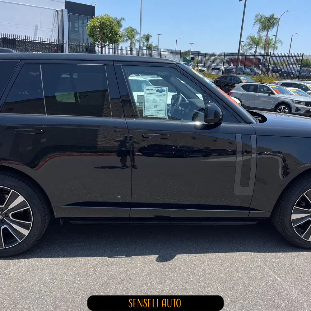 2023 Land Rover Range Rover P530 SE
