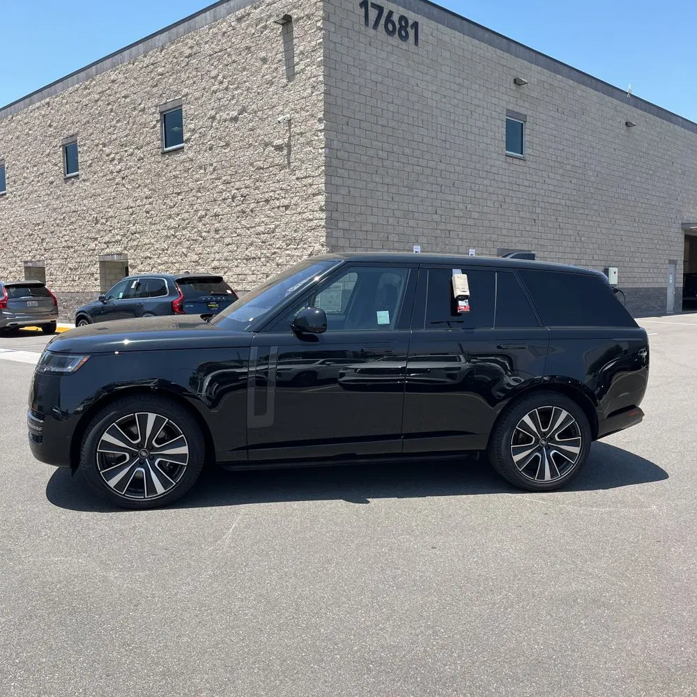 2023 Land Rover Range Rover P530 SE