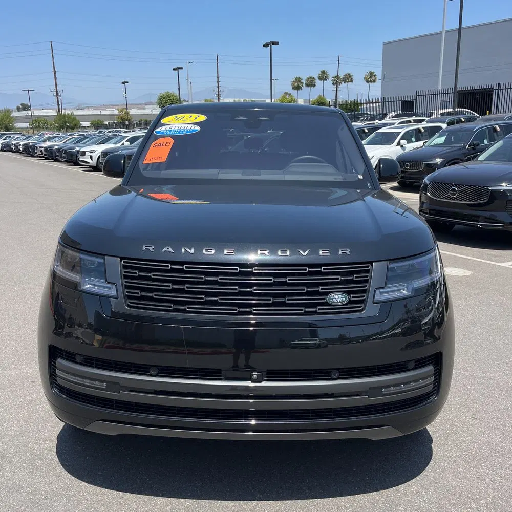 2023 Land Rover Range Rover P530 SE