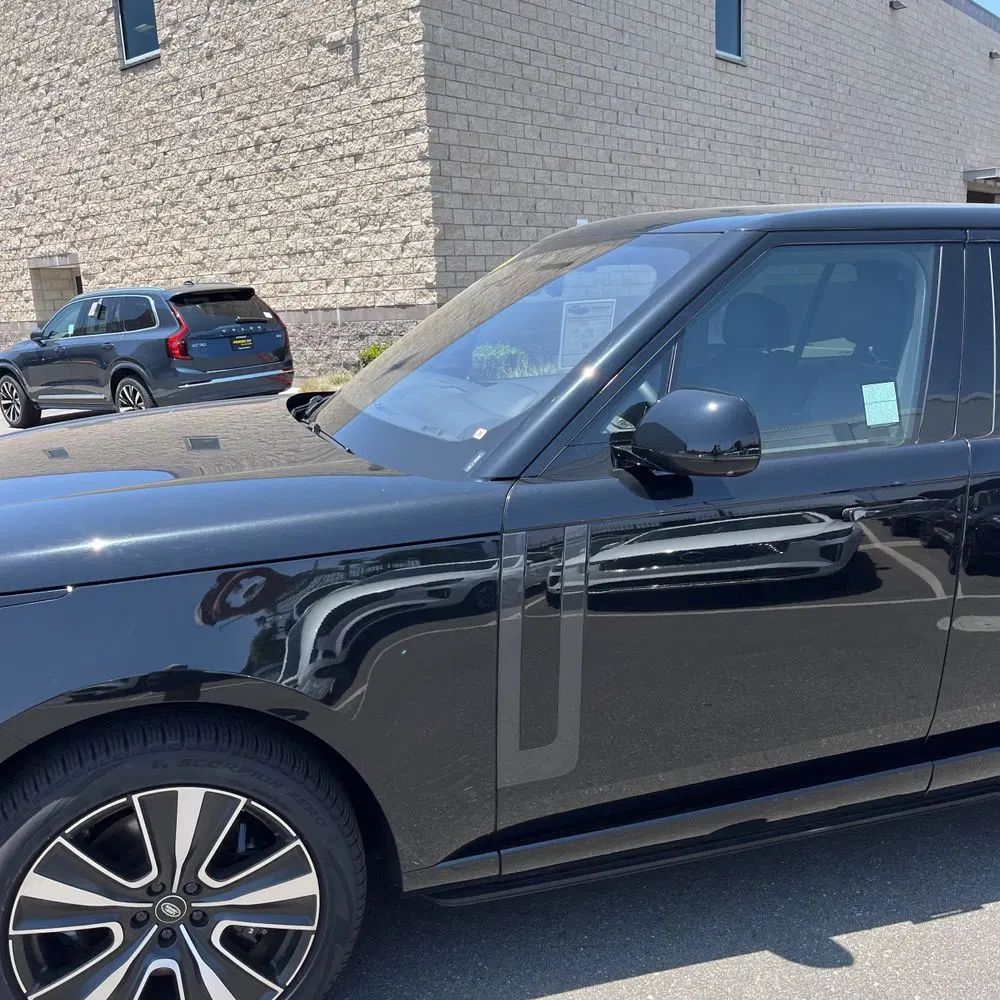 2023 Land Rover Range Rover P530 SE