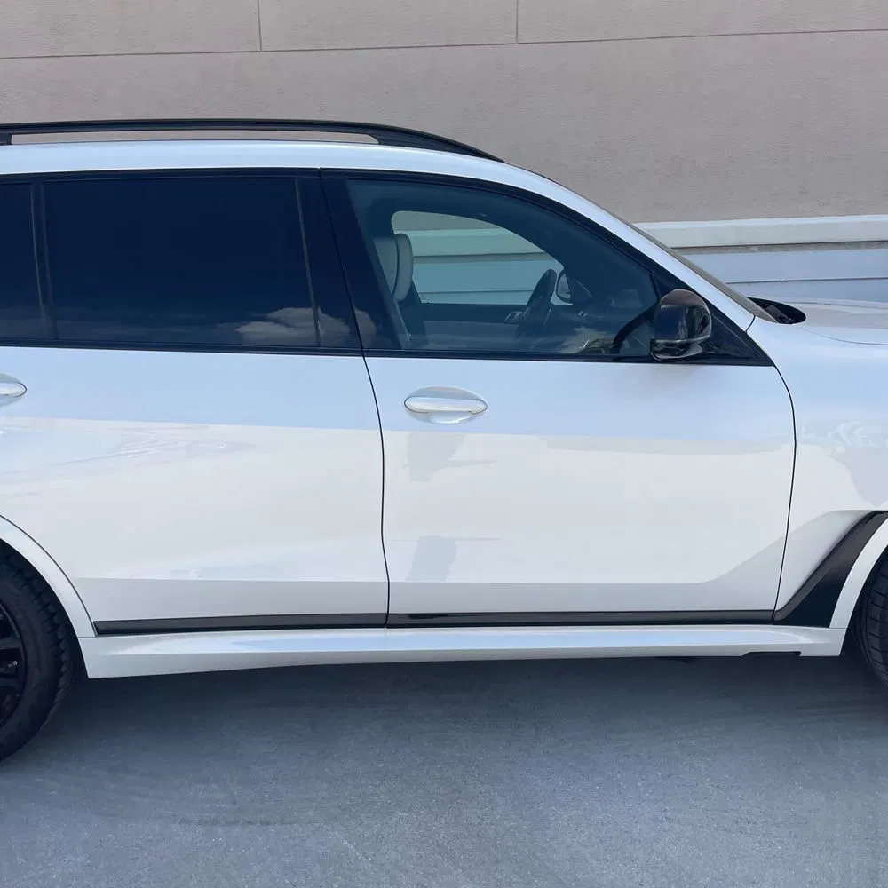 2025 BMW X7 M60i