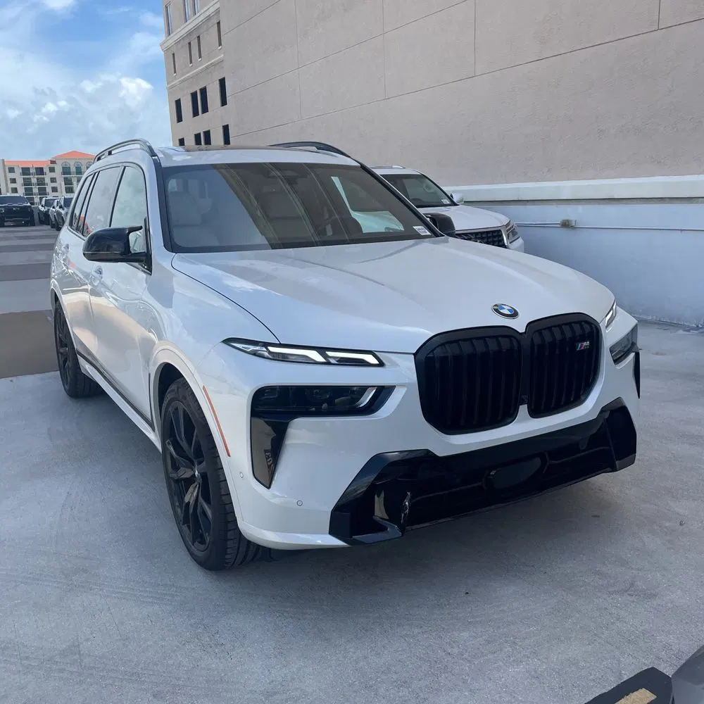 2025 BMW X7 M60i