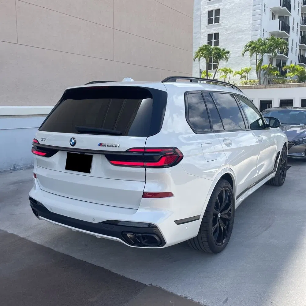 2025 BMW X7 M60i