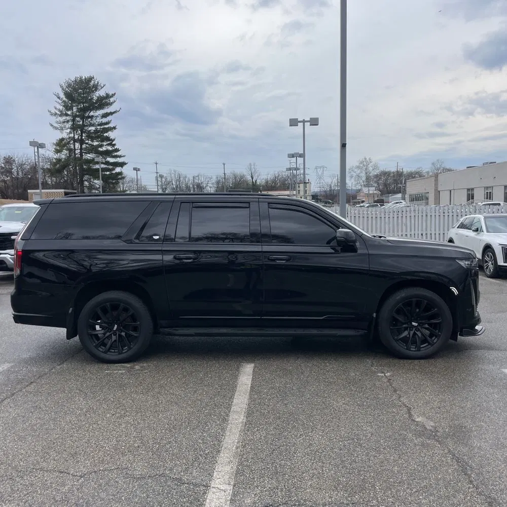 2022 Cadillac Escalade ESV Sport