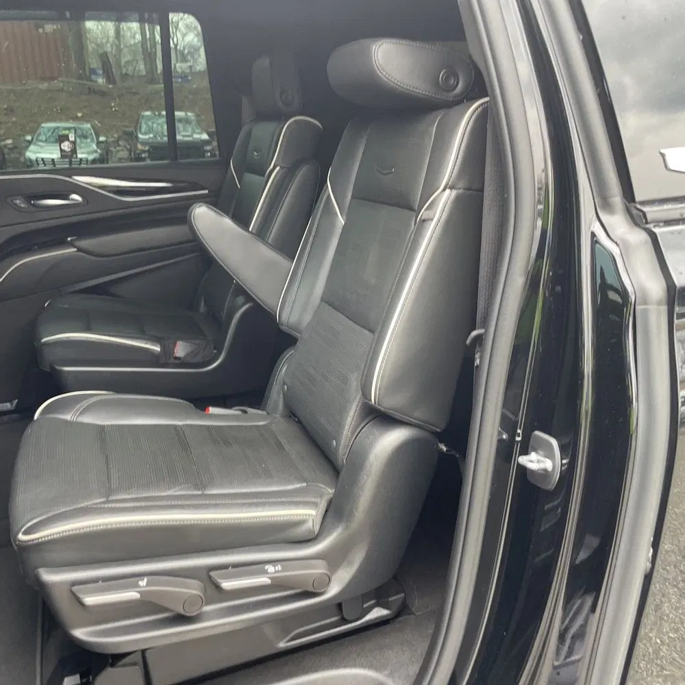 2022 Cadillac Escalade ESV Sport