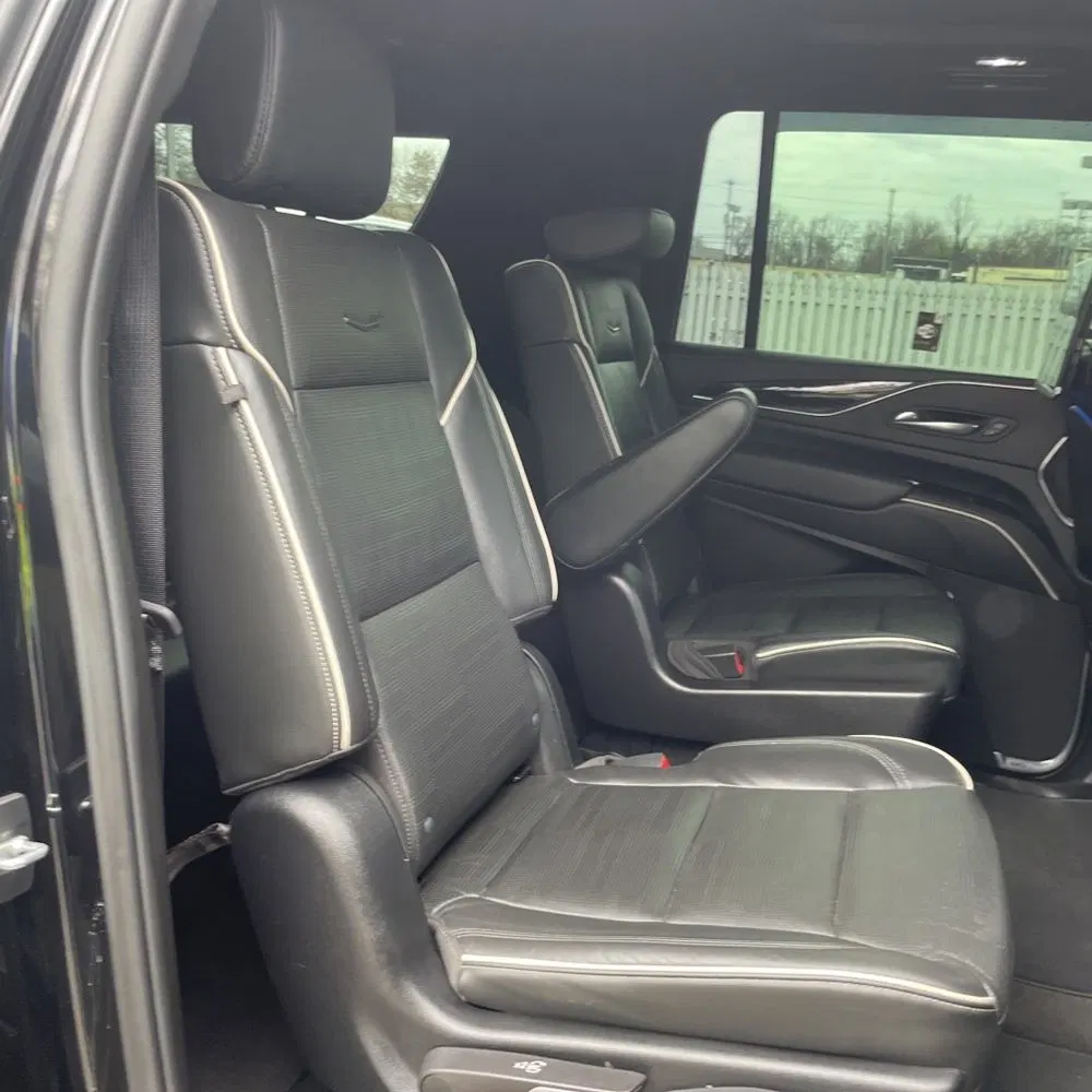 2022 Cadillac Escalade ESV Sport