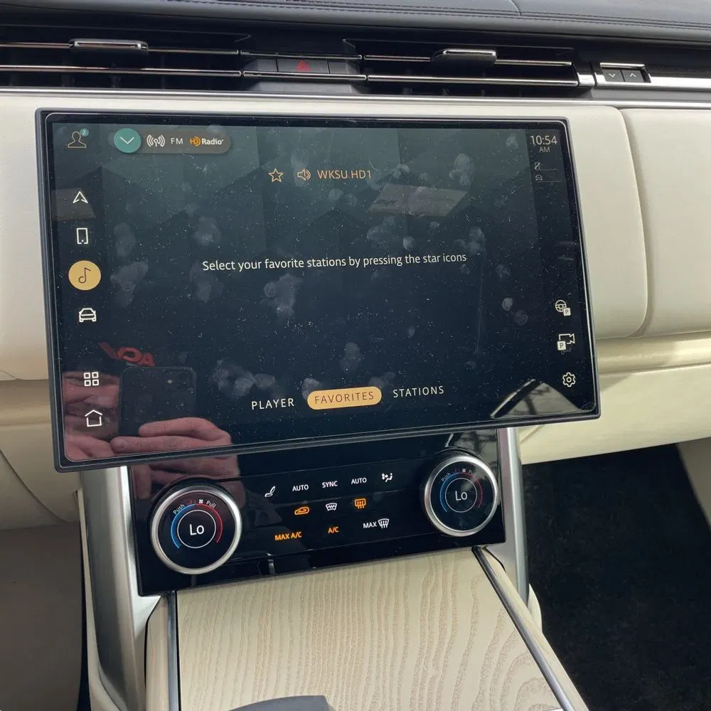 2023 Land Rover Range Rover P400 SE LWB